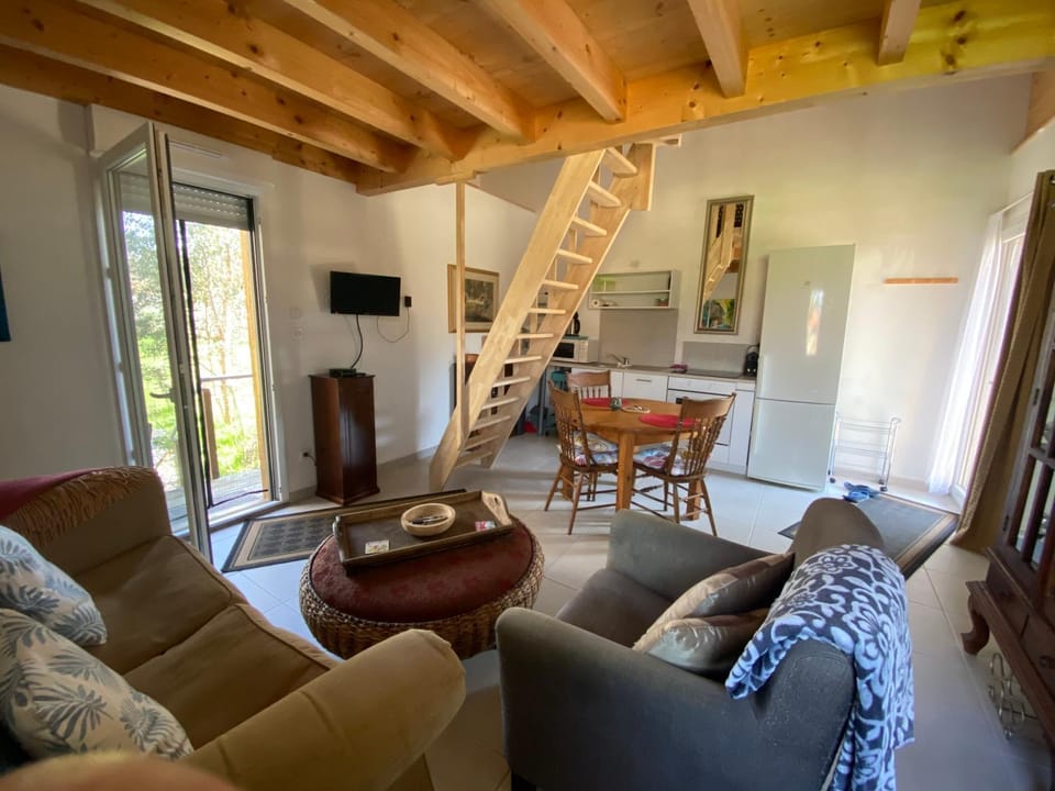 TV and multimedia, Living room, Dining area, kitchen