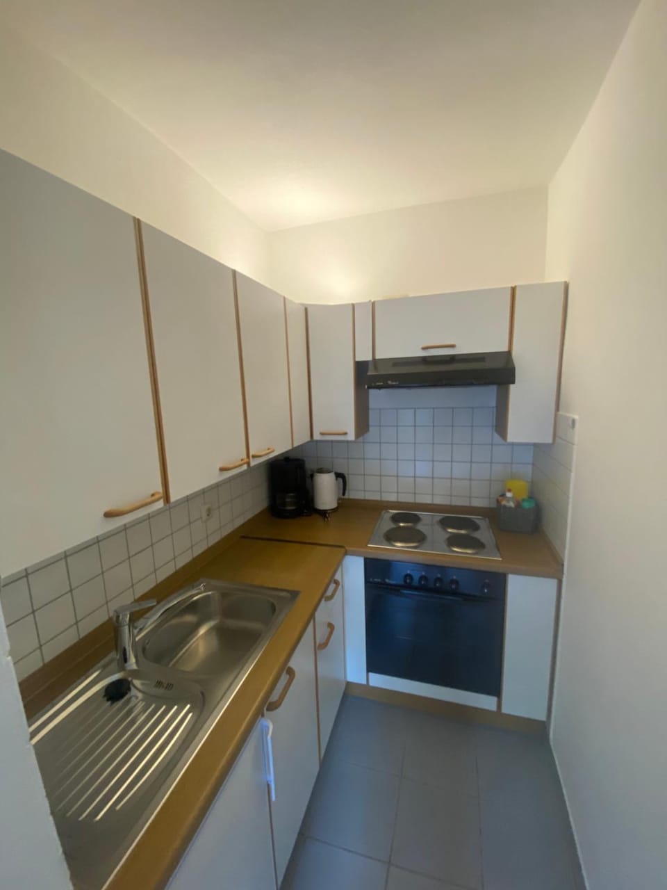 Kitchen or kitchenette, pet friendly, stove
