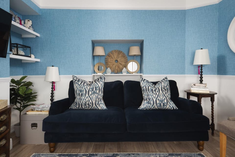 Living room, Seating area