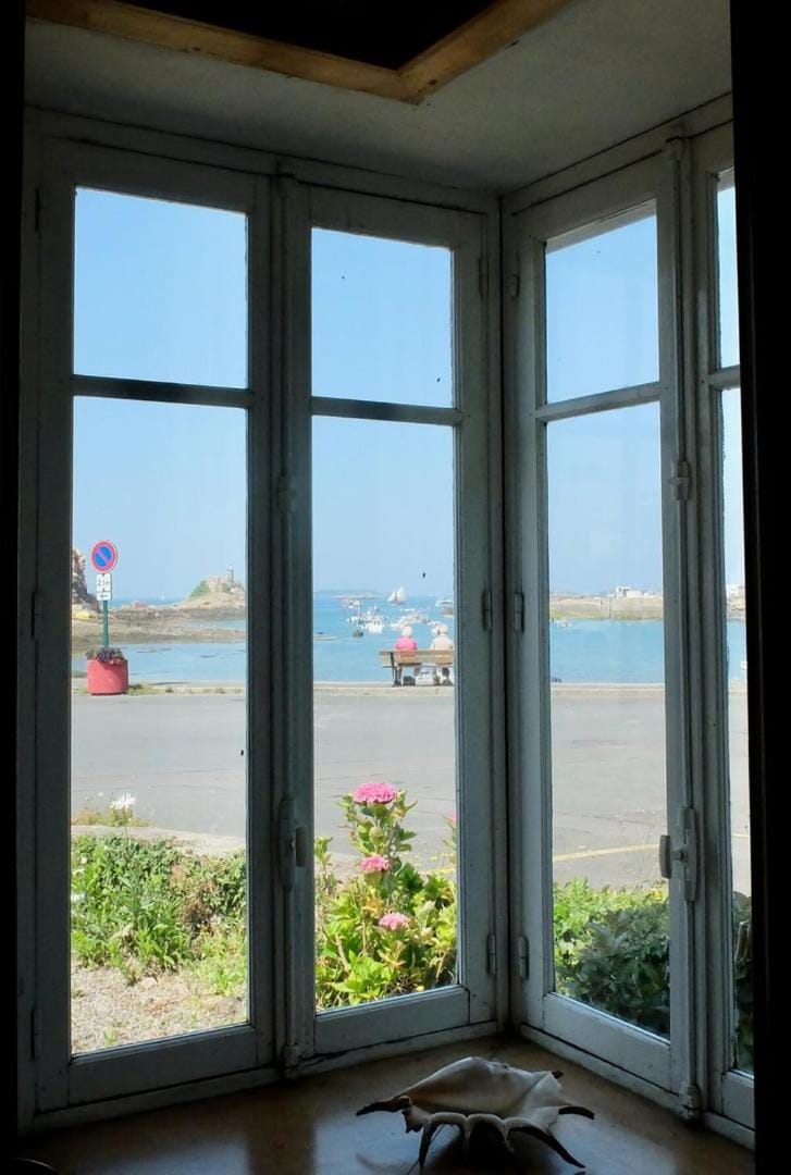 Maison de pêcheur Loguivy de la mer Bed and Breakfast in Brittany