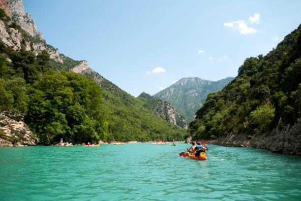 MOBILHOME 4/5 P /GORGES DU VERDON / TOUT EQUIPE / / TOUT CONFORT / REFAIT A NEUF / LAC DE STE CROIX A PROXIMITE Campground/ 
RV Resort in French Riviera