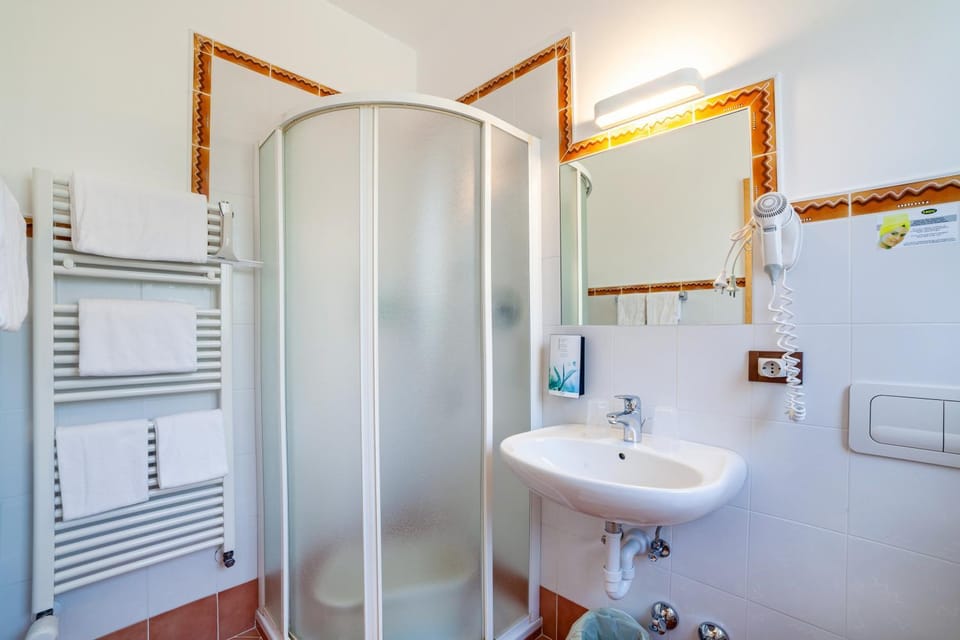 Bathroom, Living room