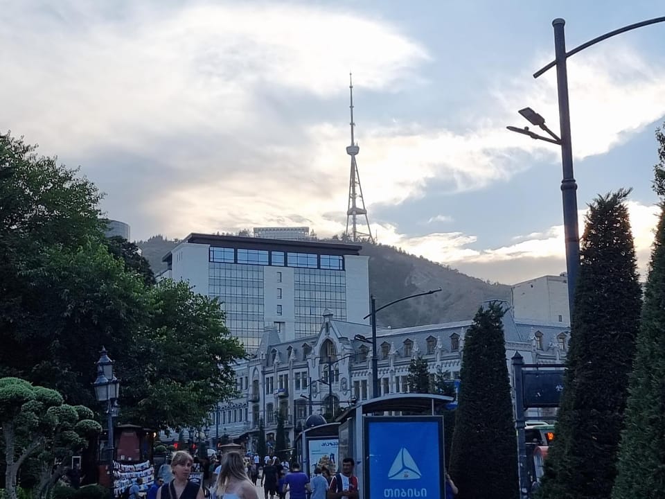 OLD TBILISI Freedom Square, Tbilisi Площадь Свободы House in Tbilisi, Georgia