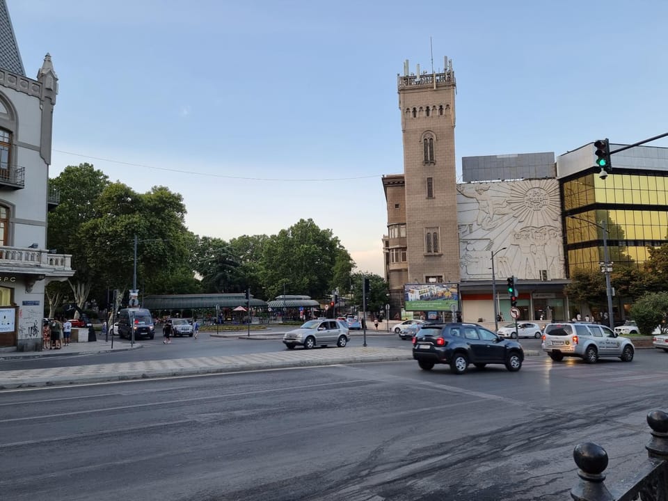 OLD TBILISI Freedom Square, Tbilisi Площадь Свободы House in Tbilisi, Georgia