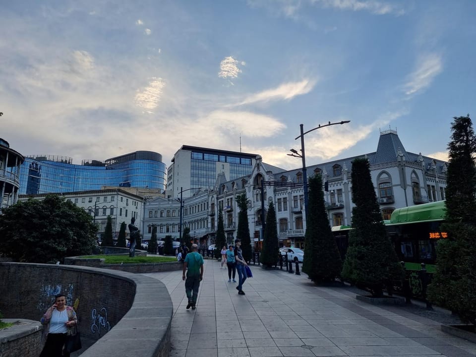 OLD TBILISI Freedom Square, Tbilisi Площадь Свободы House in Tbilisi, Georgia