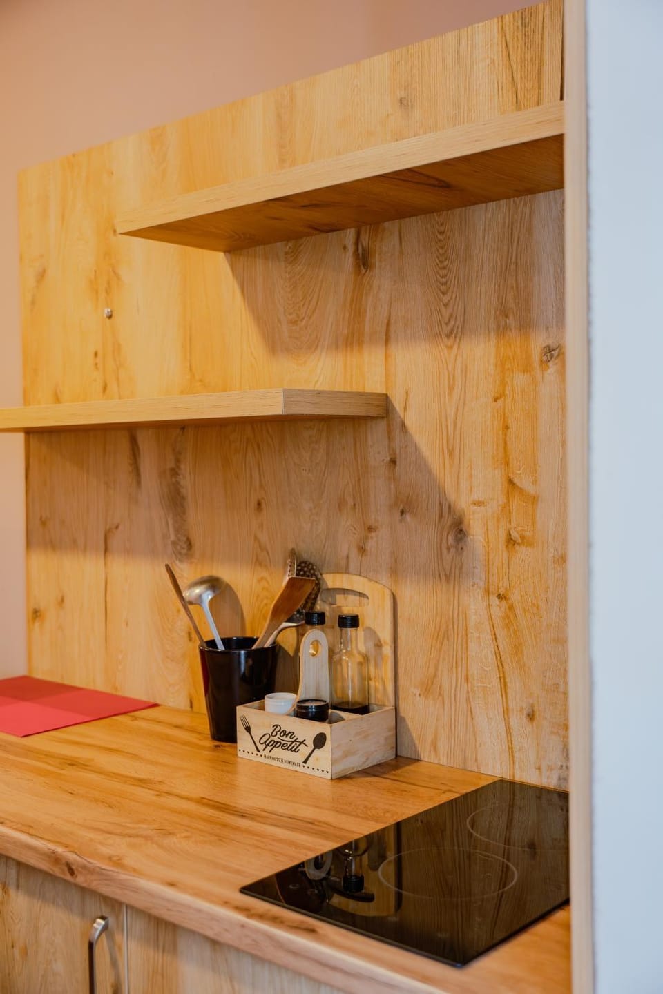 Coffee/tea facilities, Kitchen or kitchenette