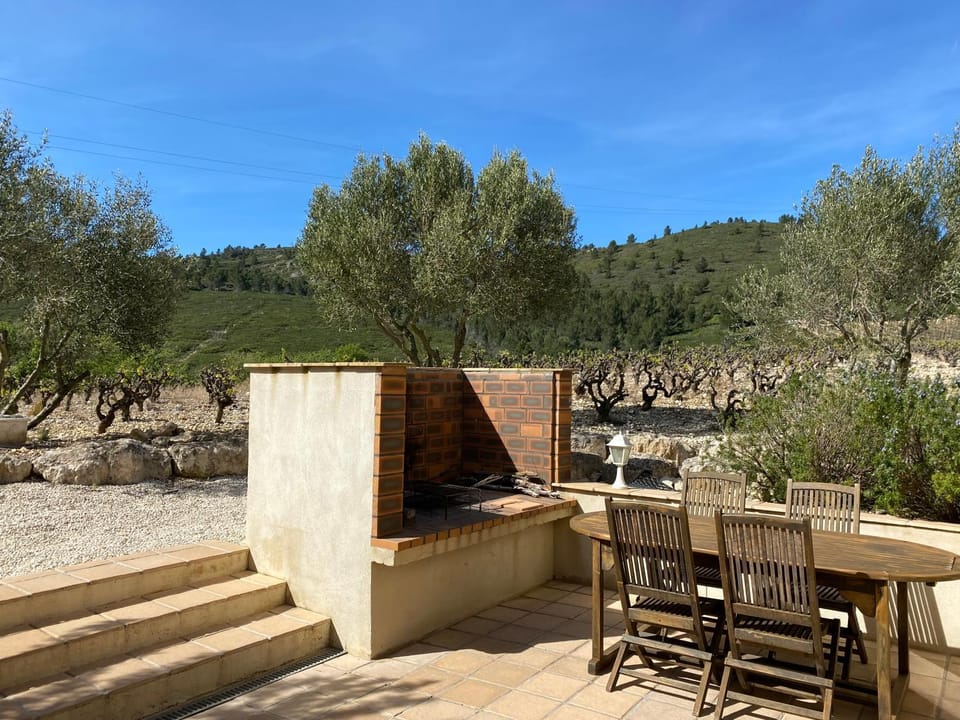 Patio, Spring, Day, Natural landscape, BBQ facilities, Balcony/Terrace, Dining area, Mountain view