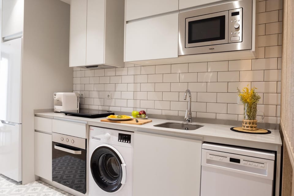 Kitchen or kitchenette, minibar, pet friendly, stove, washing machine