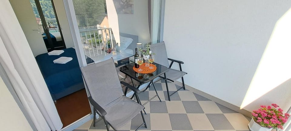 Balcony/Terrace, Balcony/Terrace