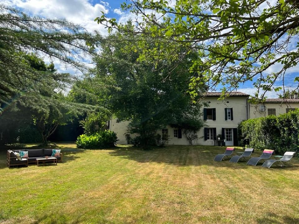 Property building, Garden