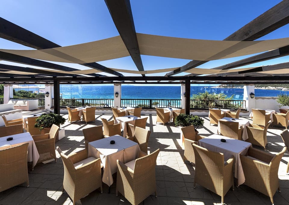 Balcony/Terrace, Sea view, Drinks, Alcoholic drinks, Non alcoholic drinks