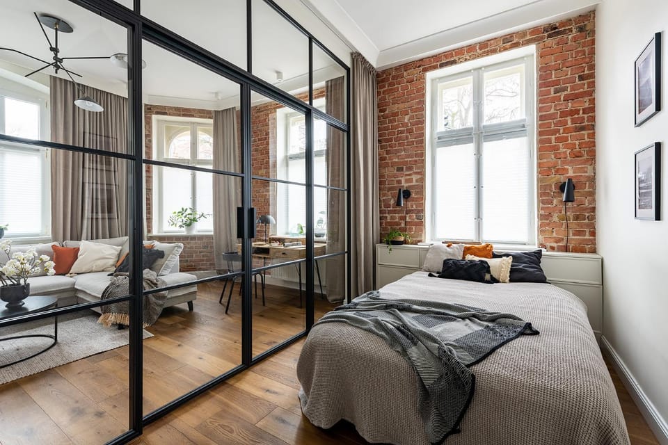 Seating area, Bedroom