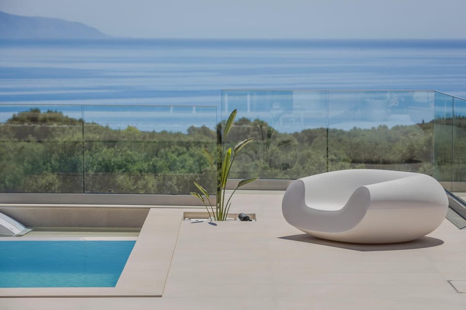 Pool view, Sea view, Swimming pool