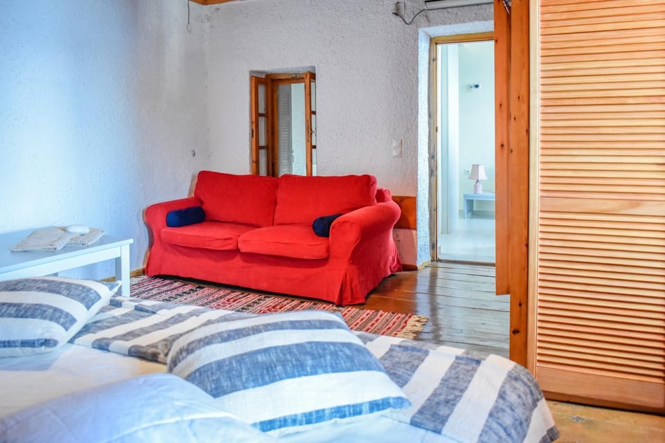 Seating area, Bedroom