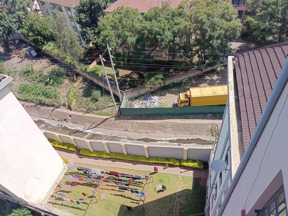 Property building, Balcony/Terrace, Garden view