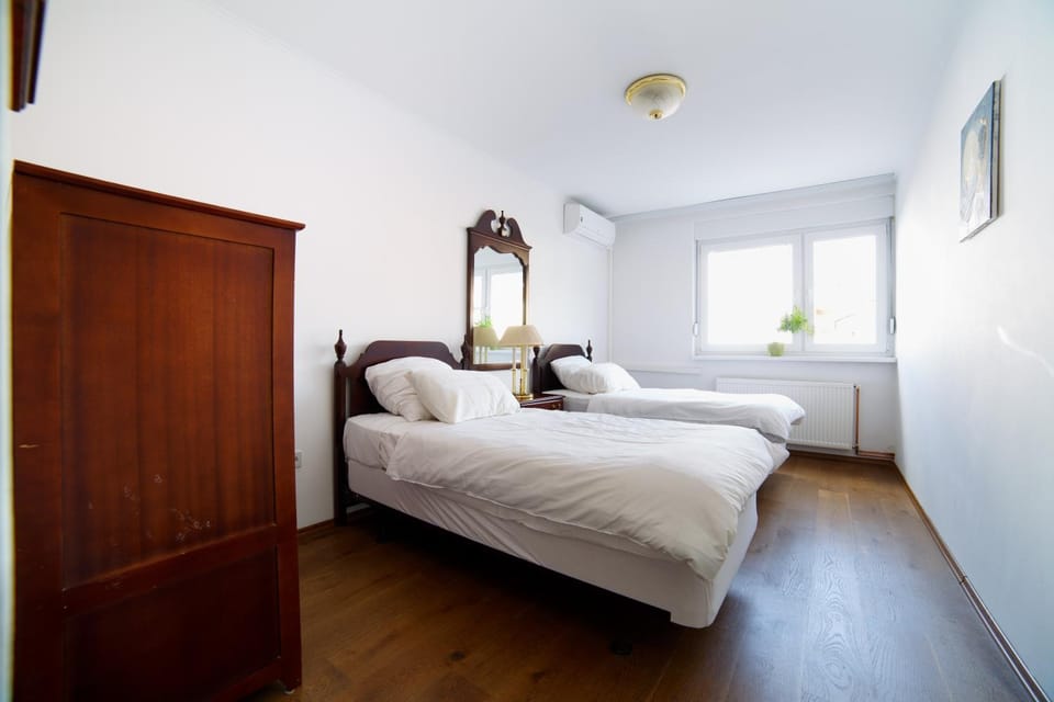 Old Town SCHarajevo - Parking Apartment in Sarajevo
