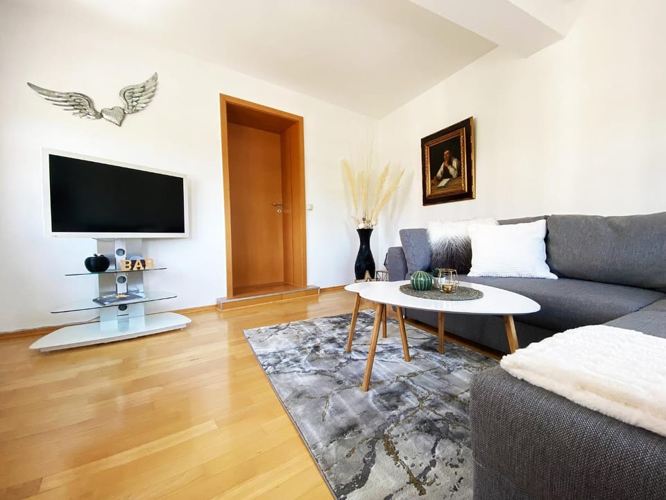 TV and multimedia, Living room