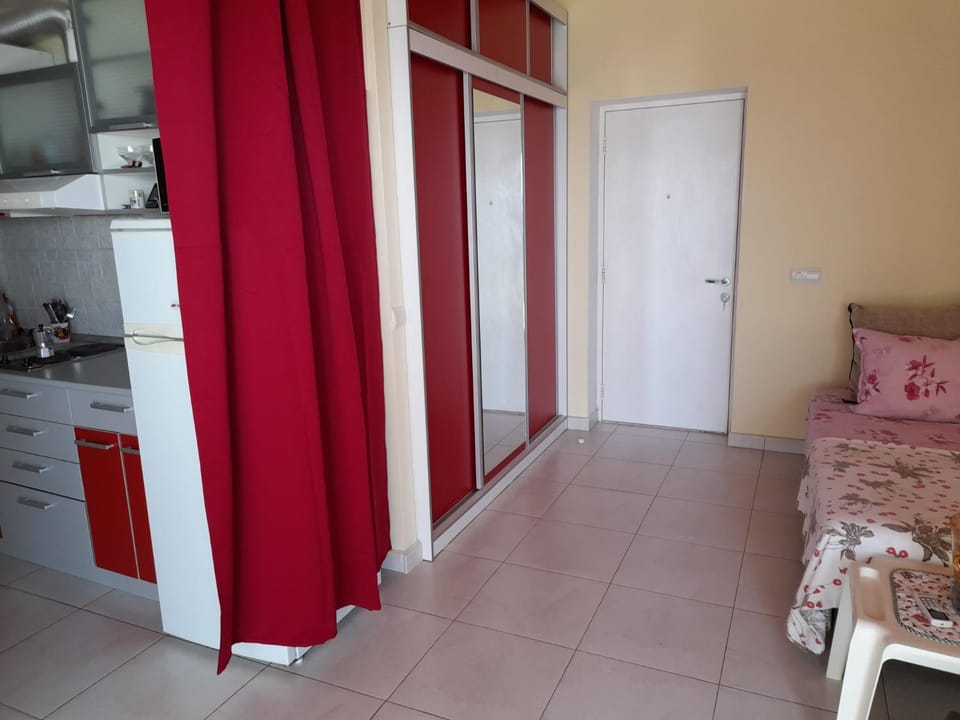 Nasty Apartament Apartment in Constanța County