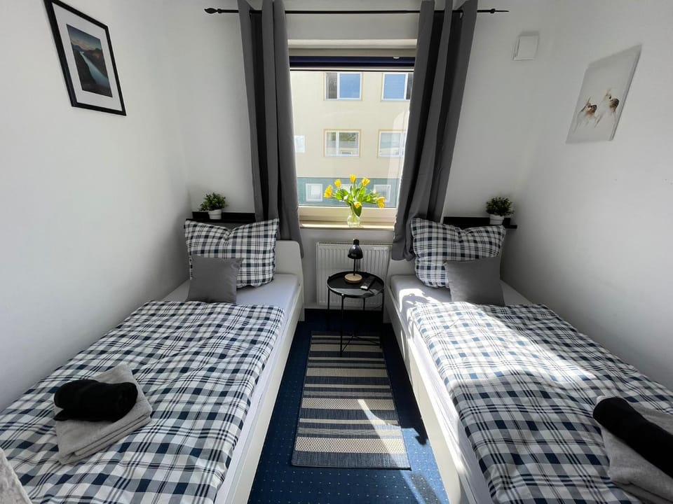 Stillvolles Zimmer für 2 Personen mit eigenem Bad Vacation rental in Wolfsburg