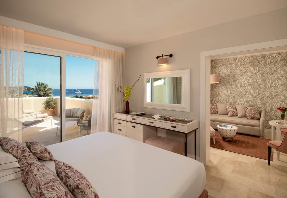 Living room, Photo of the whole room, Seating area, Bedroom, Sea view