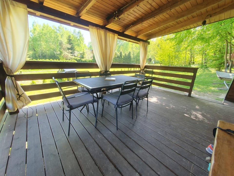 Balcony/Terrace, Balcony/Terrace, older children