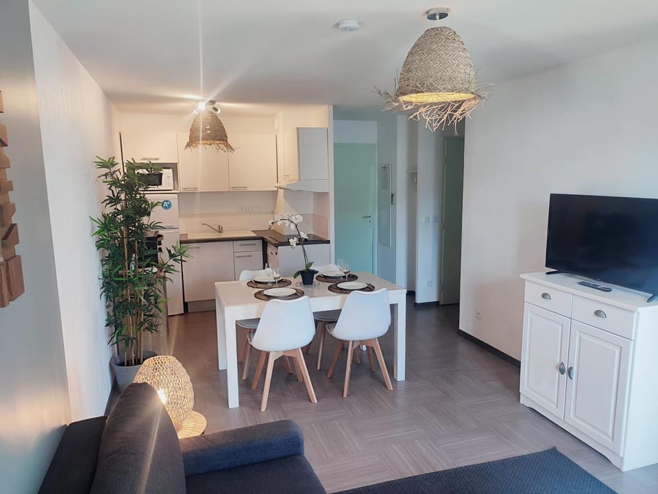 L'Olivier - Piscine et climatisation Apartment in Gréoux-les-Bains