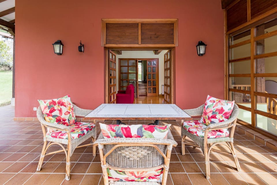 Patio, Day, View (from property/room), Balcony/Terrace, Seating area, Dining area