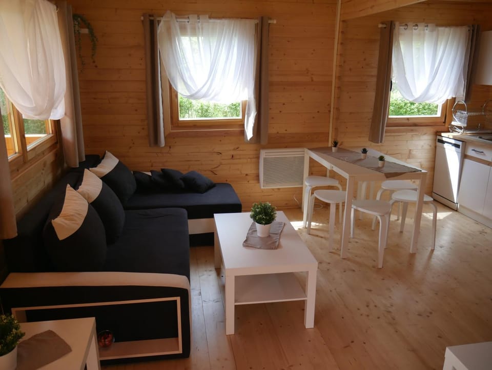 Domek letniskowy drewniany nad Jeziorem Strzeszowskim nowy Chalet in West Pomeranian Voivodeship, Poland