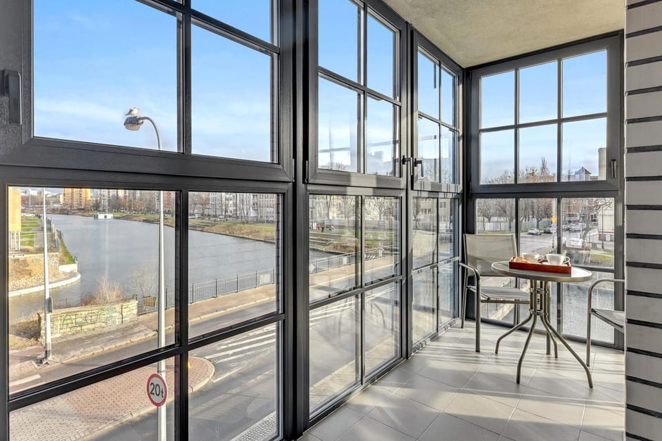Day, View (from property/room), Balcony/Terrace, River view