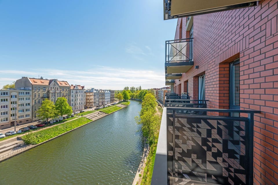 Neighbourhood, Balcony/Terrace, River view