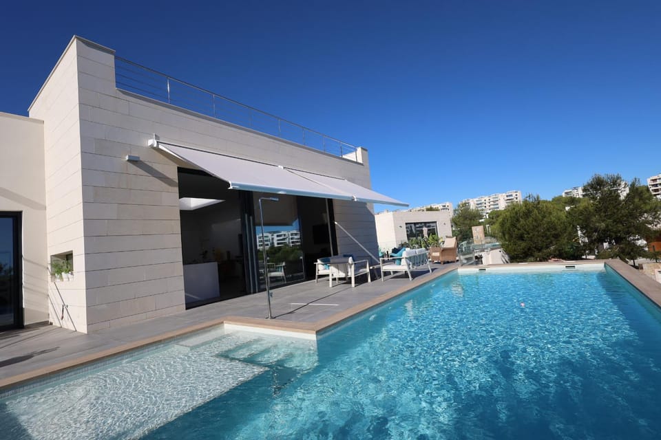 Deluxe VILLA LAVANDA Las Colinas DEHESA DE CAMPOAMOR with HEATED POOL Villa in Vega Baja del Segura