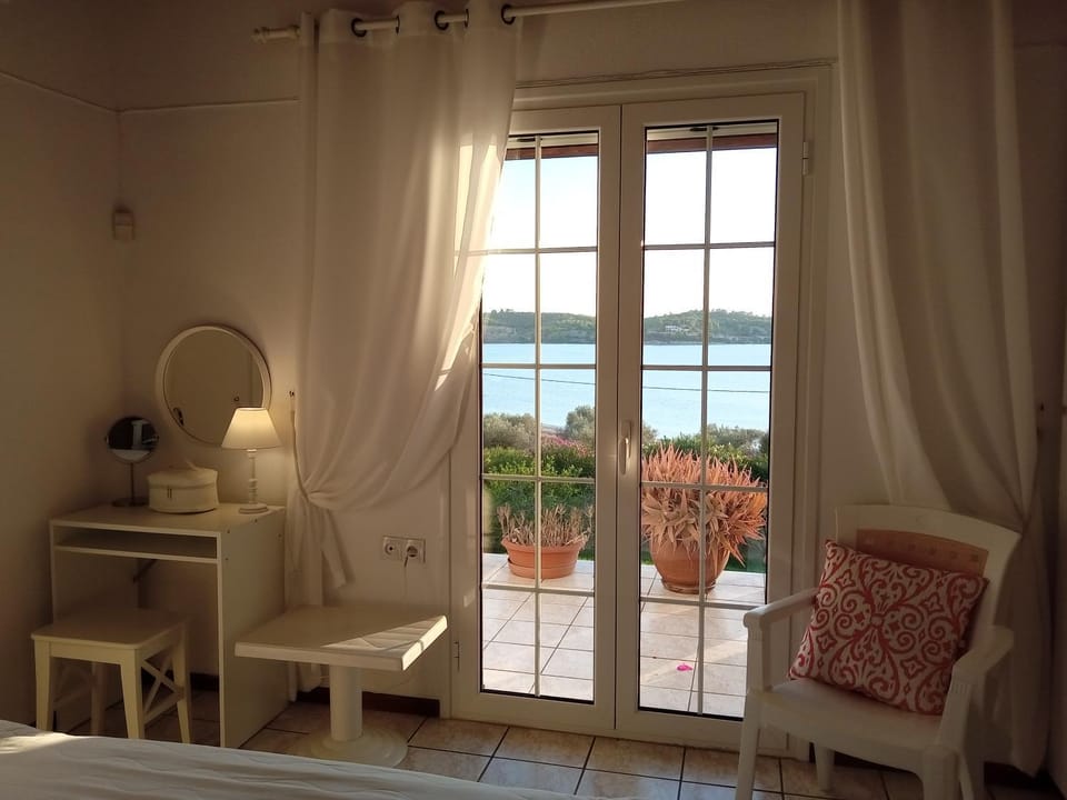 Property building, View (from property/room), Bedroom