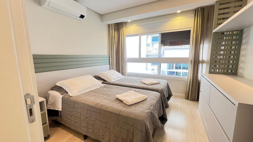 Bed, Photo of the whole room, Bedroom, towels, air conditioner