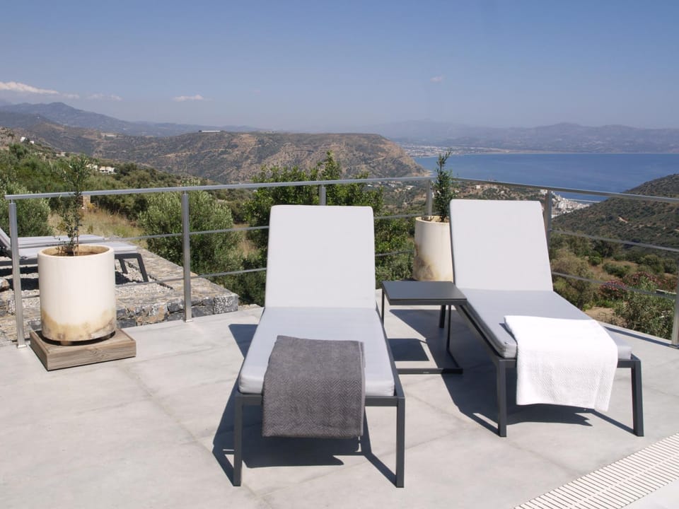 Patio, Balcony/Terrace, Mountain view