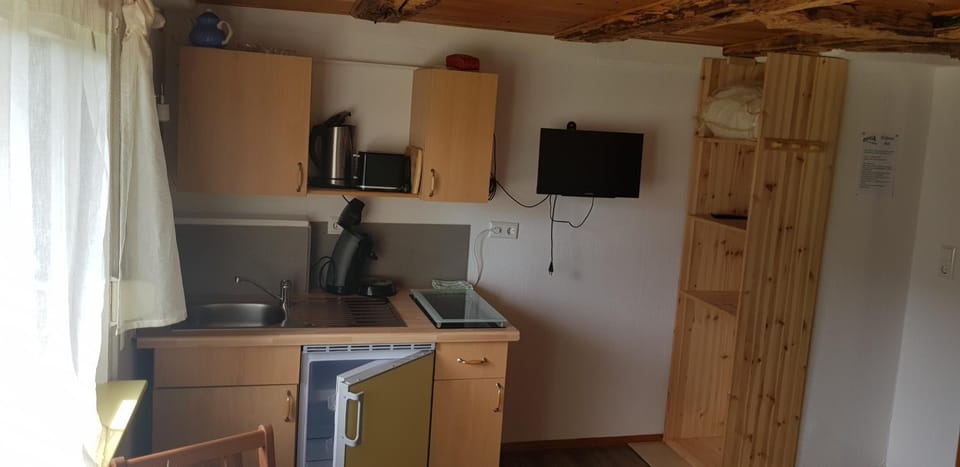 TV and multimedia, Kitchen or kitchenette