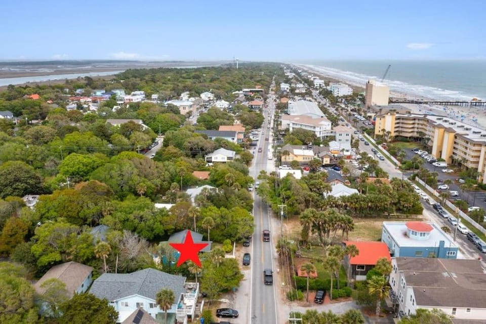 208 W Ashley - Central Location - 2 Mins to the Beach House in Folly Beach