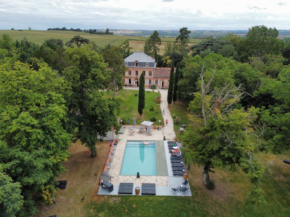 Property building, Swimming pool