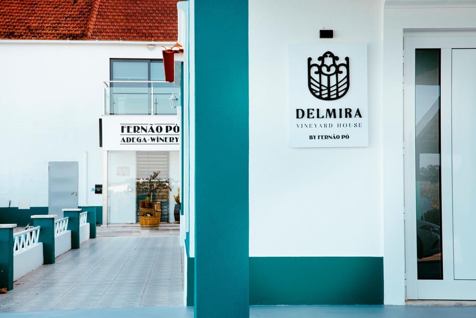 Property building, Facade/entrance, Property logo or sign, Logo/Certificate/Sign