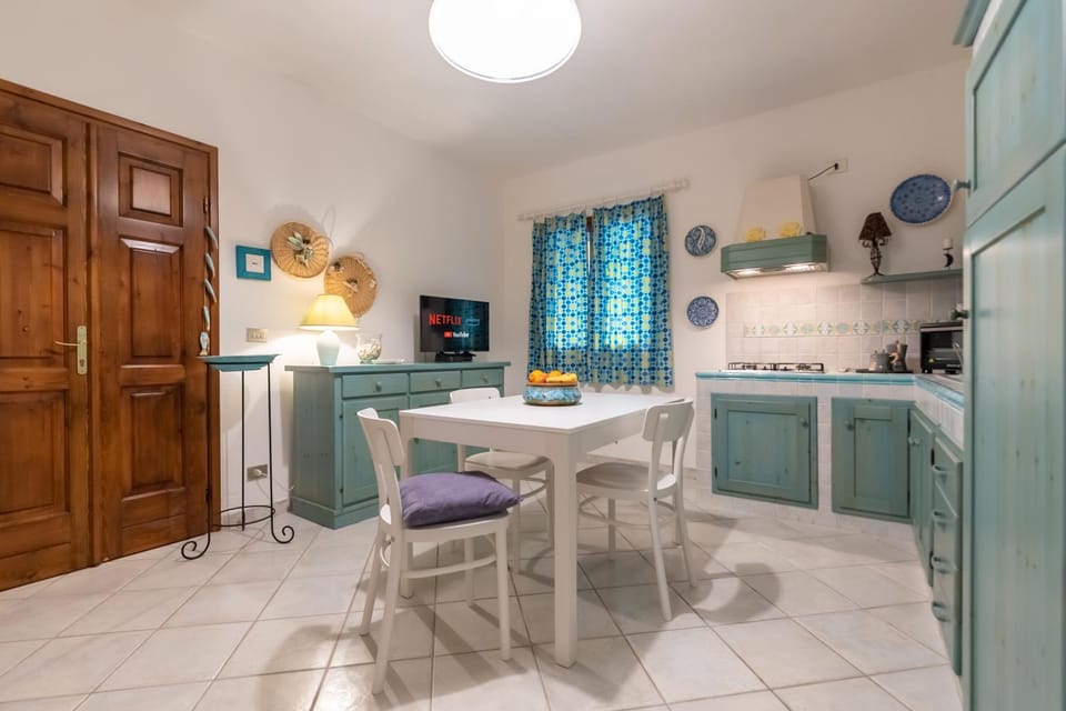 TV and multimedia, Kitchen or kitchenette, Living room