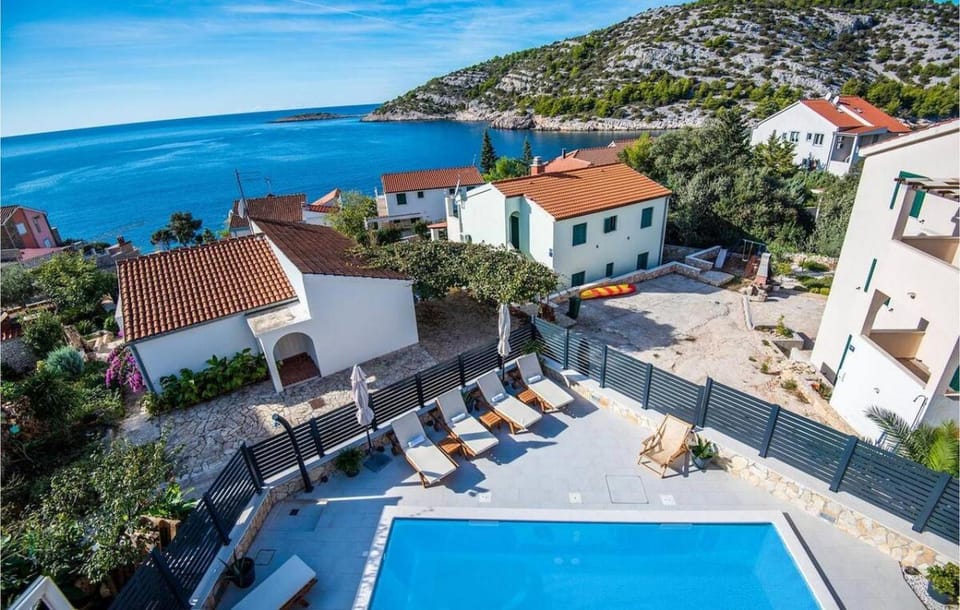 Day, Bird's eye view, Balcony/Terrace, Mountain view, Pool view, Sea view, Swimming pool, sunbed