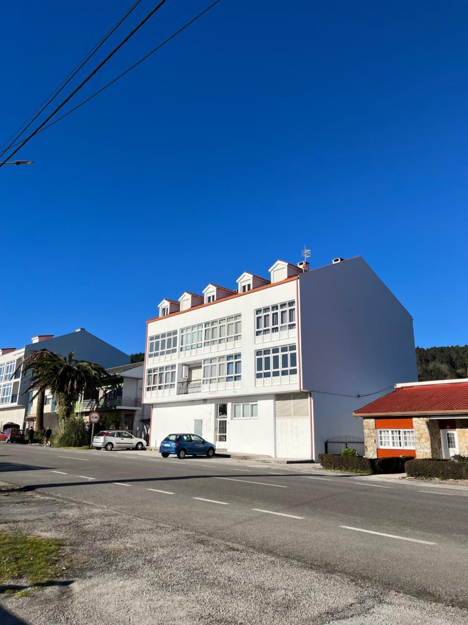 Property building, Neighbourhood, Street view, Parking