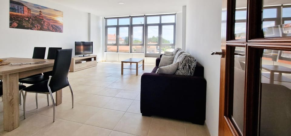 Communal lounge/ TV room, Living room, Sea view, Sea view