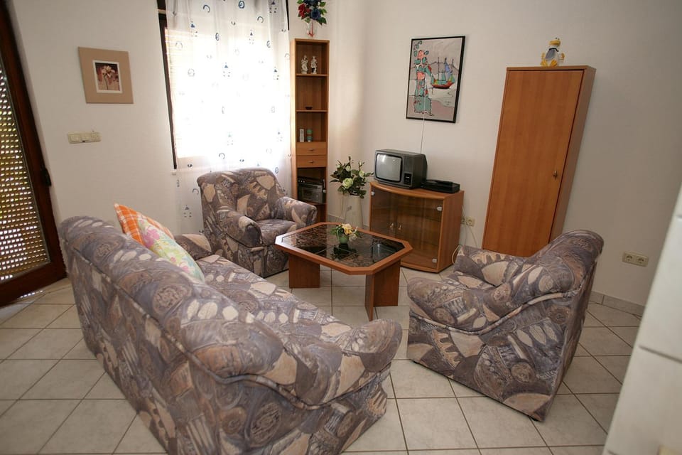 House Peri Apartment in Trogir