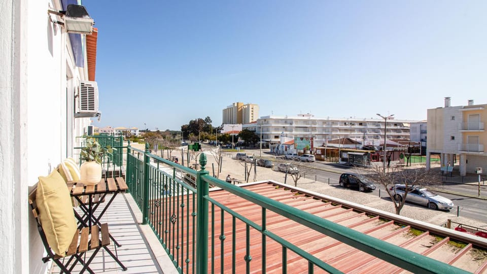 Balcony/Terrace, City view