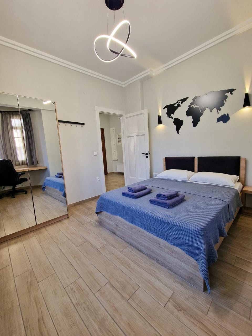 Bedroom, wardrobe
