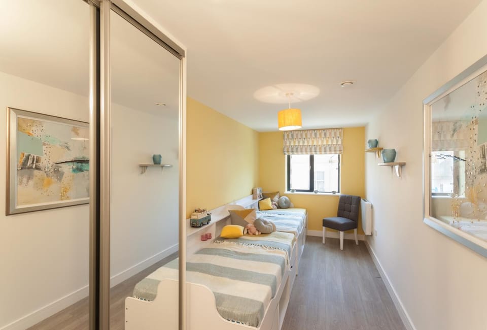 Bedroom, children