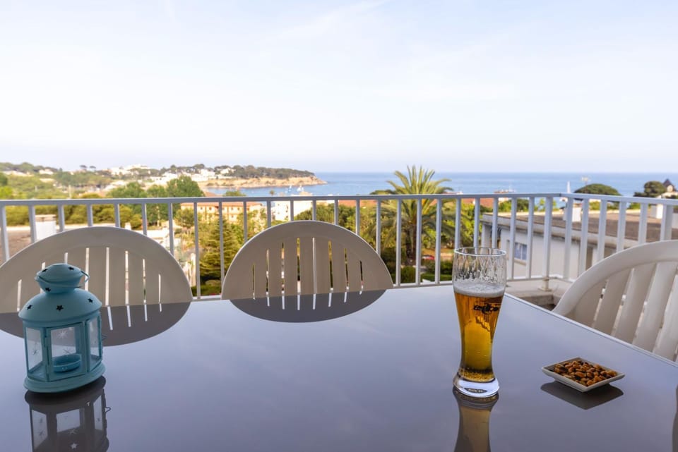 Balcony/Terrace, Sea view, Drinks
