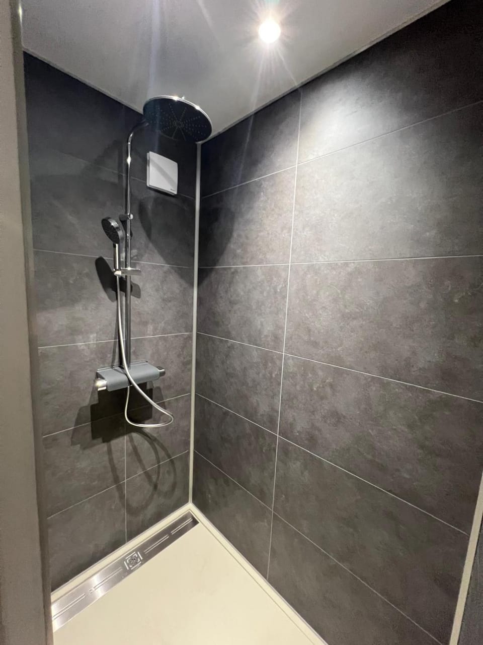 Chambre d'hôtes Le Bol d'Air avec jacuzzi Bed and Breakfast in Occitanie