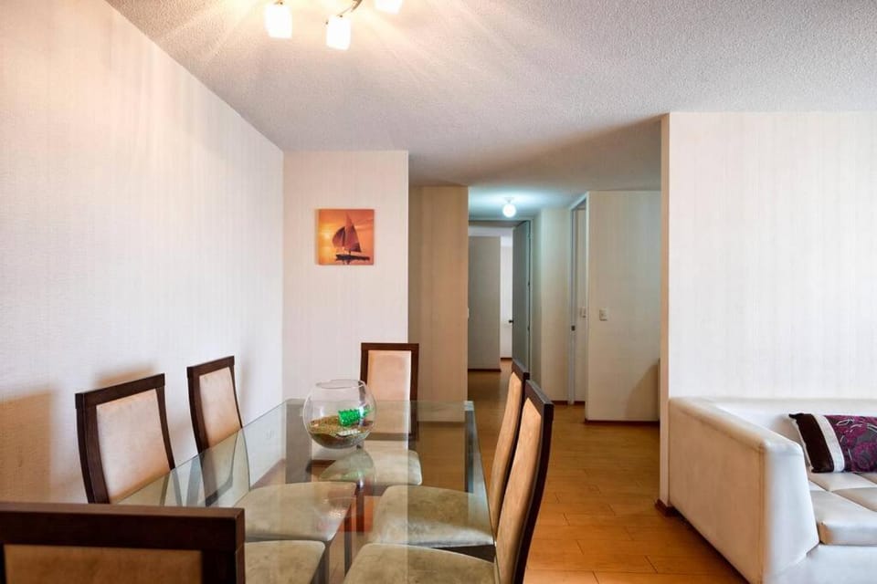 Amplio Departamento Moderno Centrico con wifi, piscina Apartment in Lima