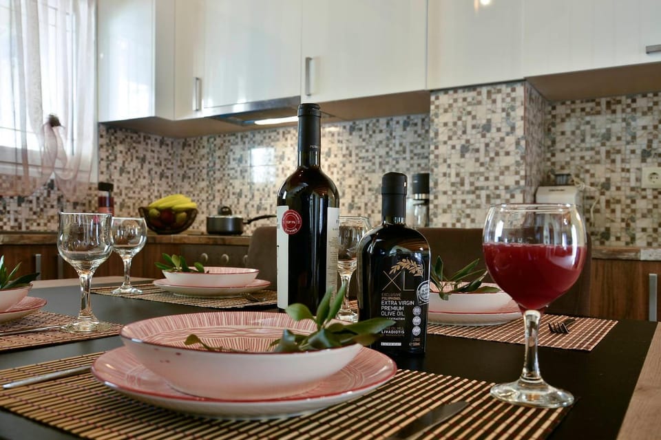 Food, Drinks, Alcoholic drinks